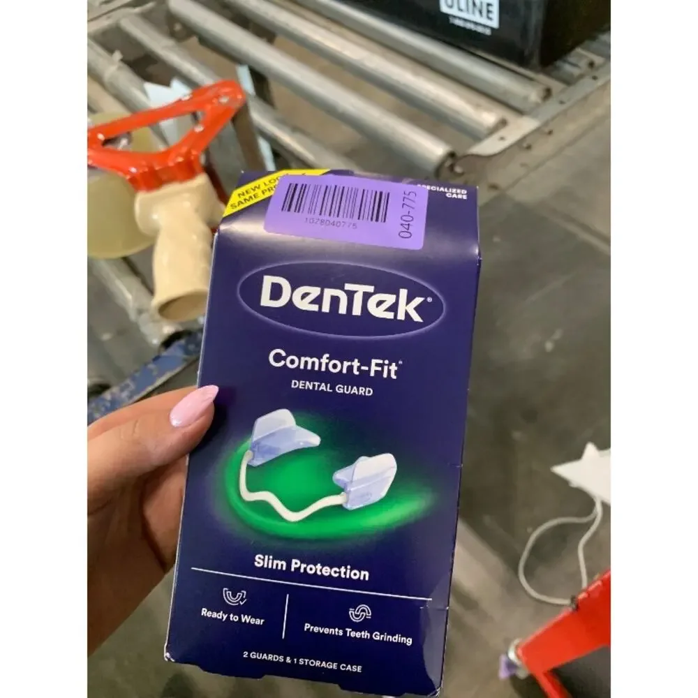 New DenTek Comfort-Fit Dental Guard (2 Guards, 1 Case)